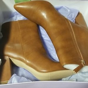 Brown Madden Girl Boots - Never Worn